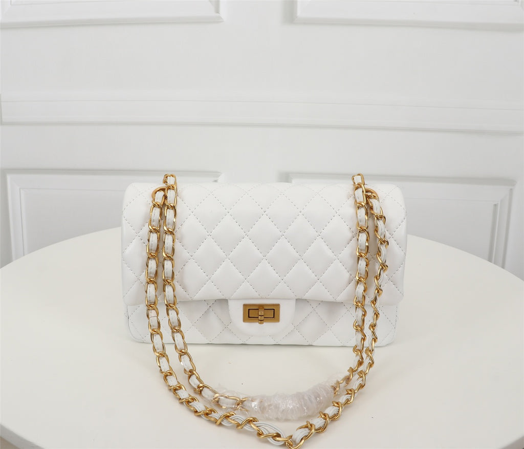 Quilted White Shoulder HandBag – Top-Grain Sheepskin