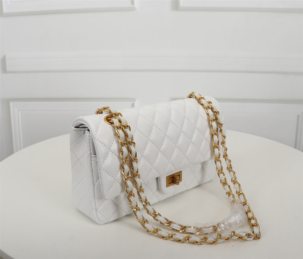 Quilted White Shoulder HandBag – Top-Grain Sheepskin