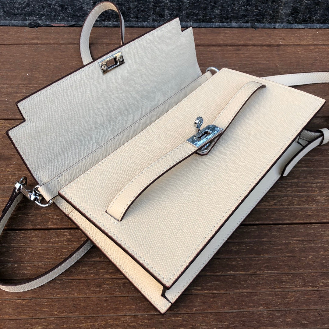 Élan Wallet Clutch – Ivory Leather (With Strap)