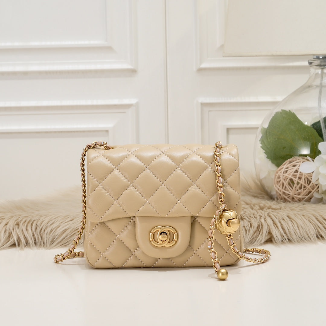 Luna Mini Quilted Sheepskin – Beige