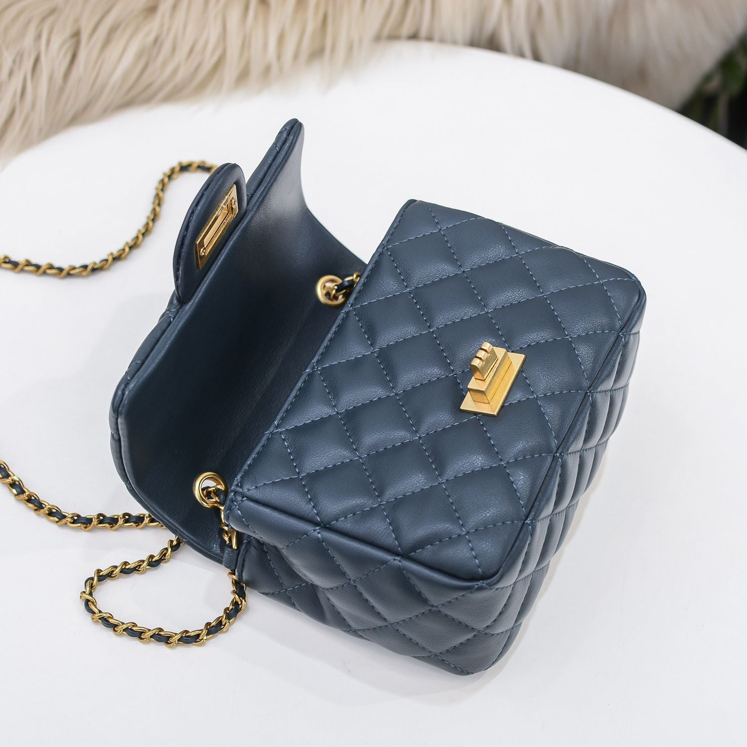 Quilted Navy Leather HandBag w/Ball Chain