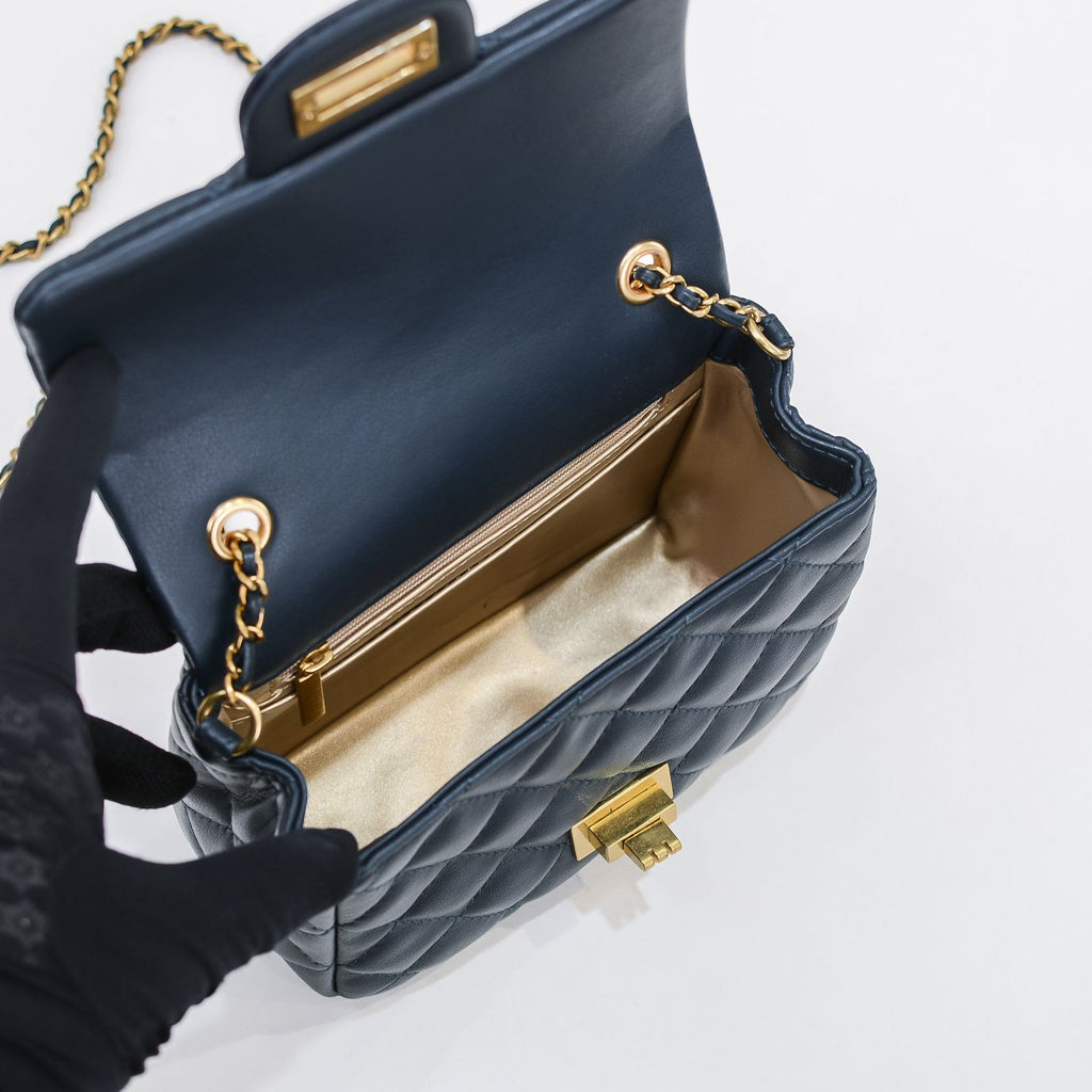 Quilted Navy Leather HandBag w/Ball Chain