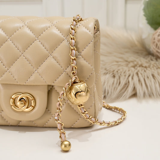 Luna Mini Quilted Sheepskin – Beige