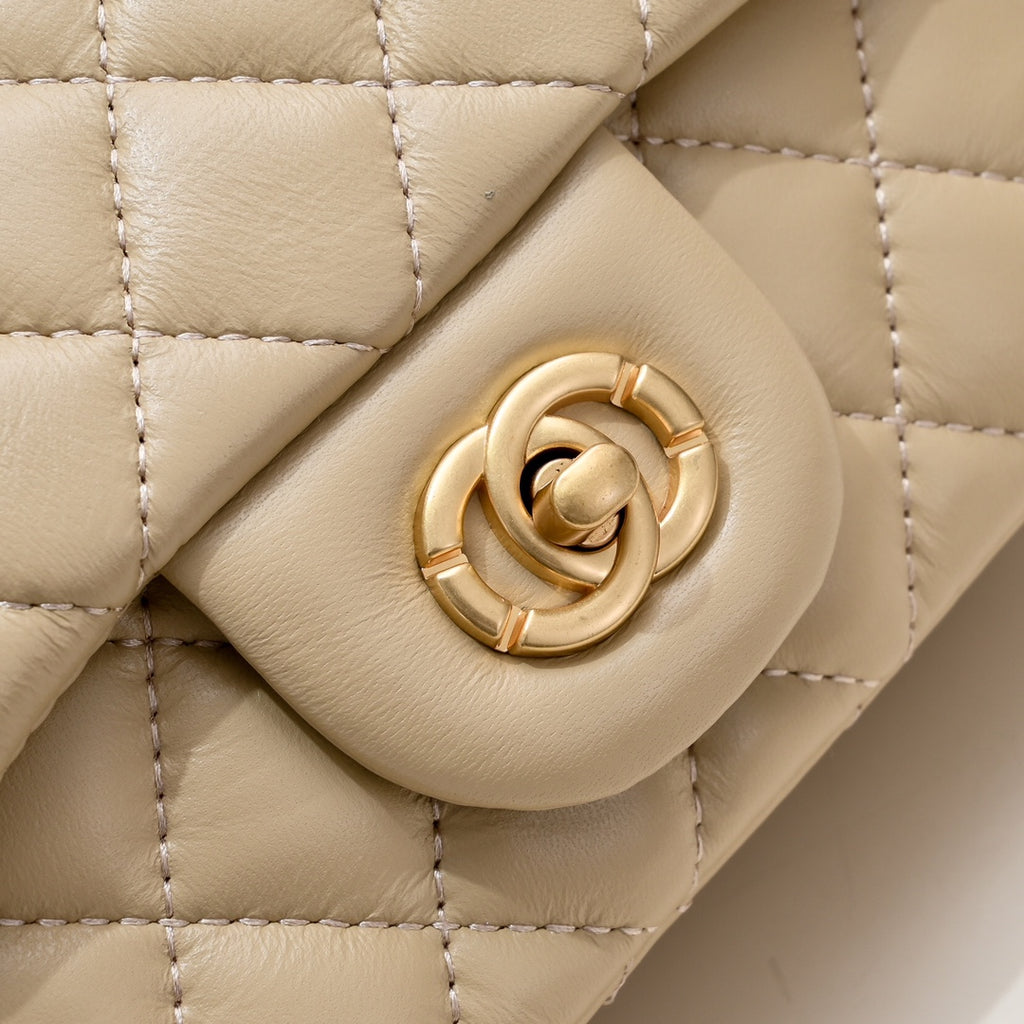 Luna Mini Quilted Sheepskin – Beige