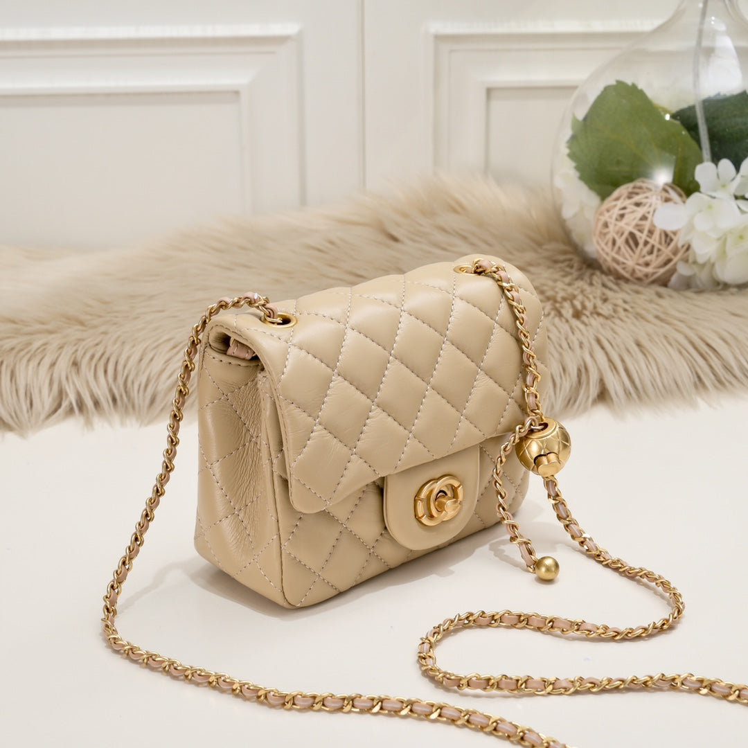 Luna Mini Quilted Sheepskin – Beige