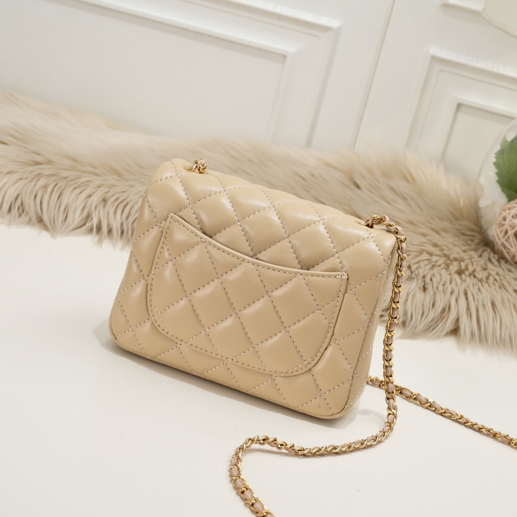 Luna Mini Quilted Sheepskin – Beige