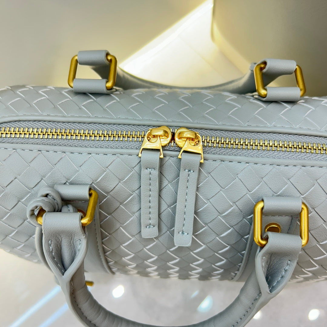 Élise Woven Barrel Bag